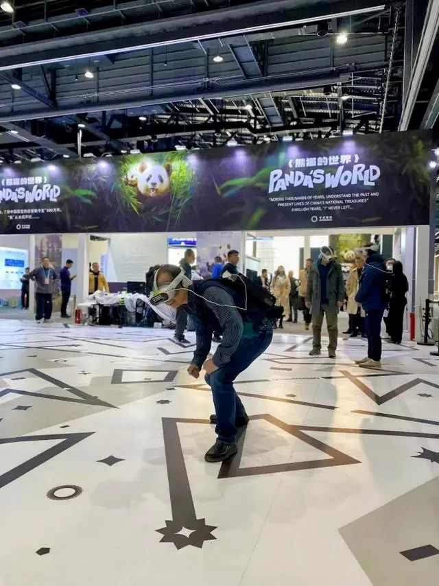 vr云展.jpg vr云展.jpg